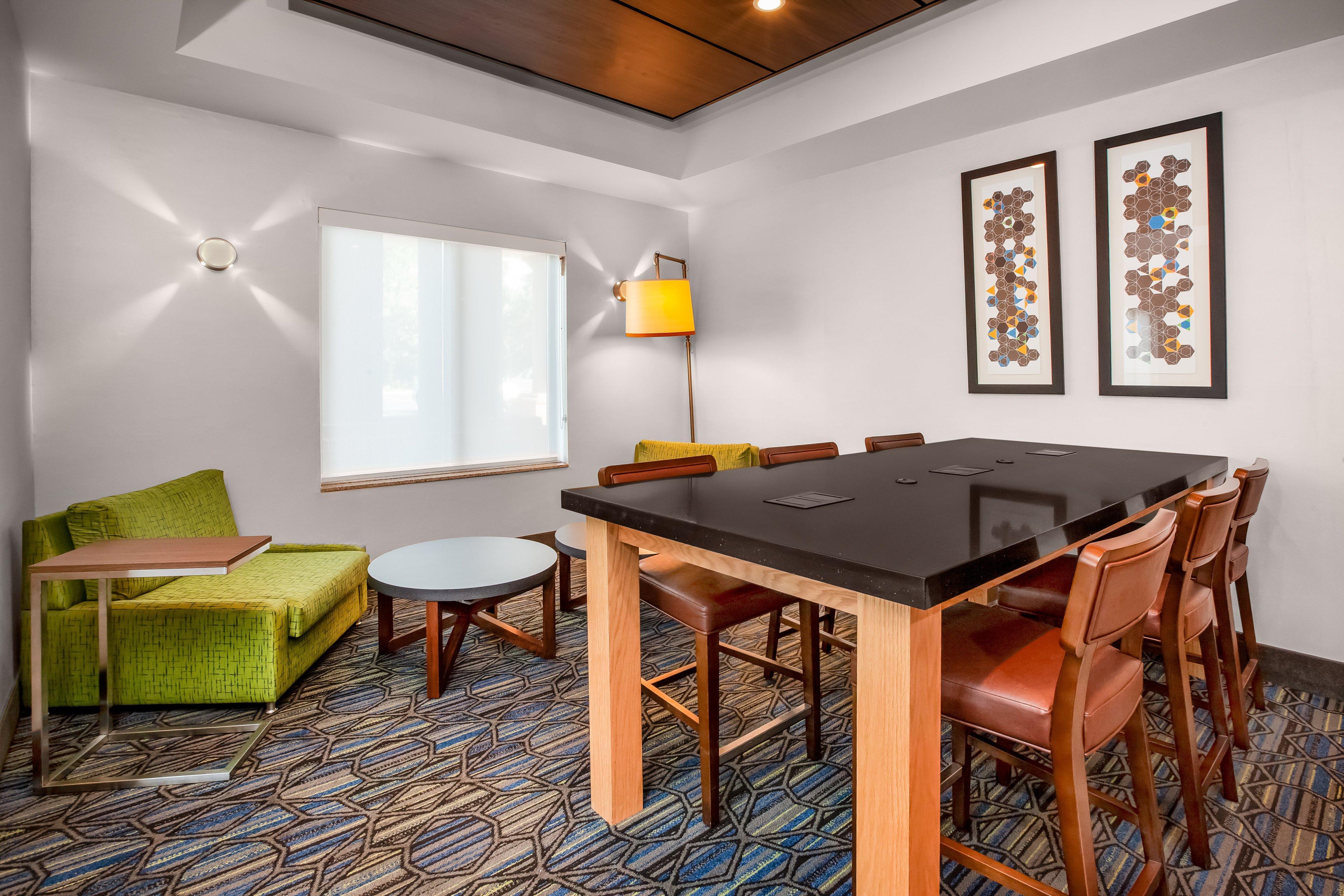 Holiday Inn Express Hotel & Suites Cleveland-Richfield By Ihg Brecksville Exterior photo
